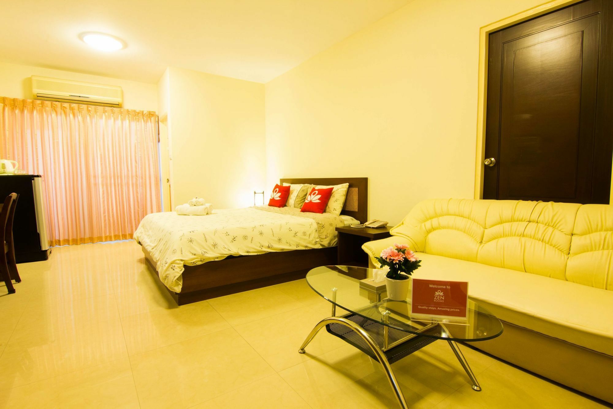 Zen Rooms Sukhumvit 81 Бангкок Экстерьер фото